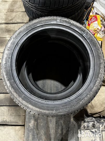 Continental ContiVikingContact 7 235/45 R18 98T