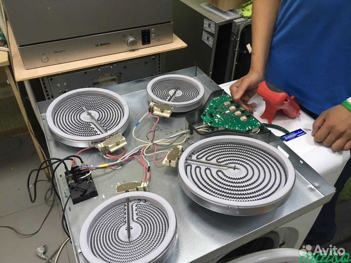 Ремонт холодильников/Стиральных машин/Электроплит