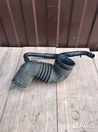 Патрубок воздушного фильтра Geely Emgrand Ec7 1.5