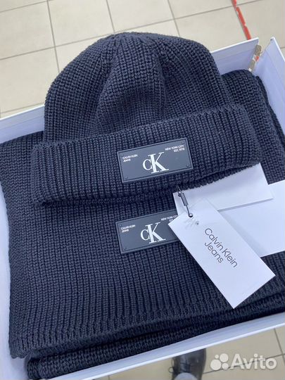 Calvin Klein Jeans.комплект шапка/шарф. OneSize