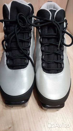 Лыжные ботинки fischer XC Sport EU 43 новые