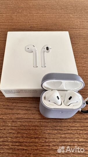 Беспроводные наушники apple airpods