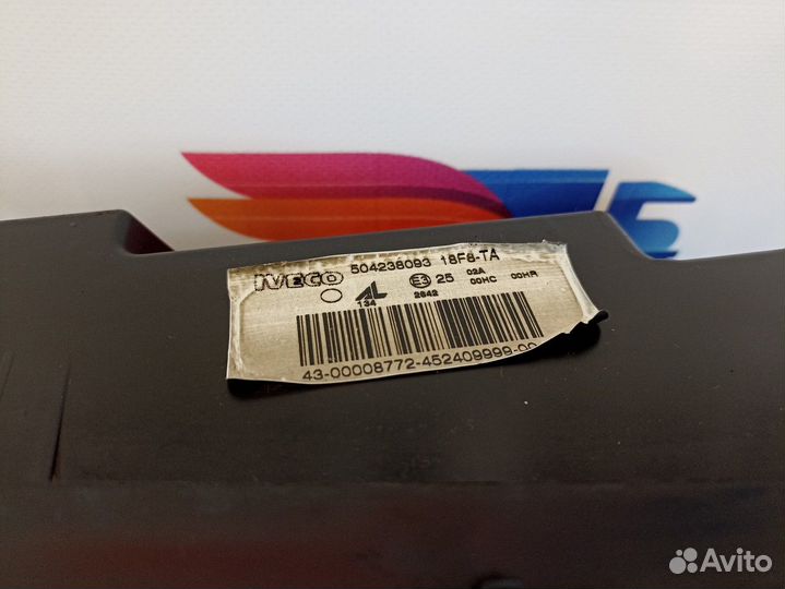 Фара правая Iveco Eurotrakker, Iveco Stralis