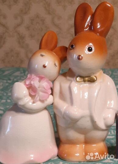 Статуэтка кролики