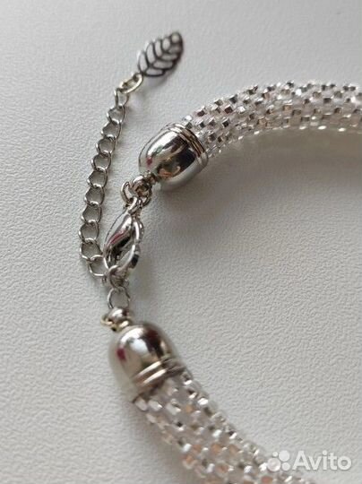 Браслет из бисера вязаный