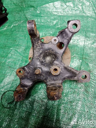 Бмв е36 поворотный кулак со ступицей