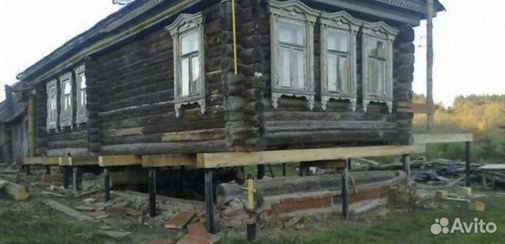 Бригада строителей