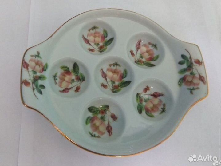 Подставка для яиц фарфоровая