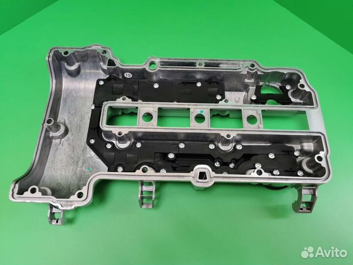 Клапанная крышка Opel Aстра j 1.4 турбо
