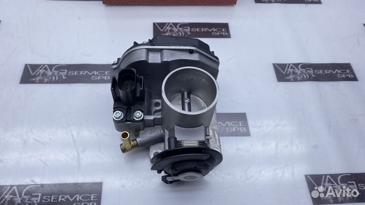 Новая дроссельная заслонка VW VAG 030133064D