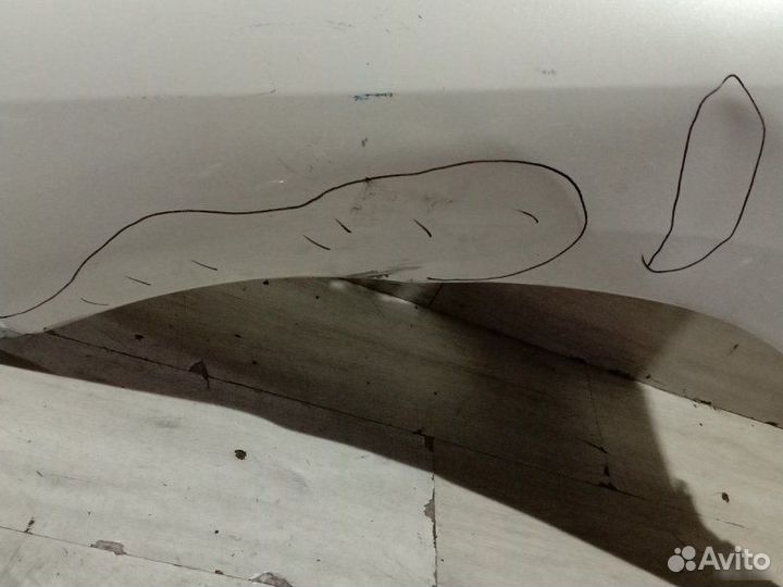 Крыло Toyota Land Cruiser 200