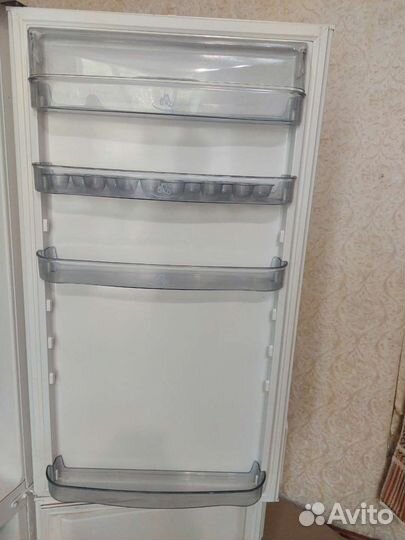 Холодильник snaige рабочий