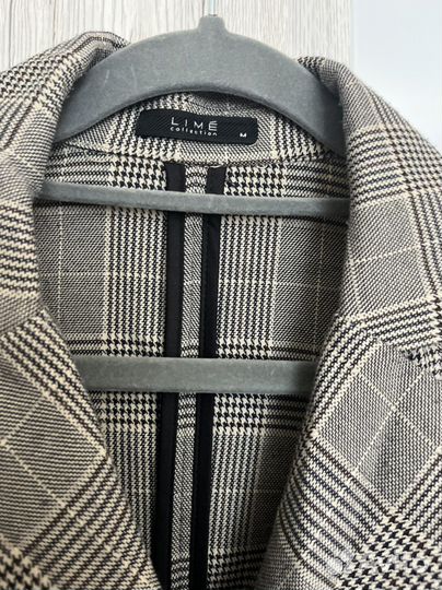 Комбинезон женский нарядный 44