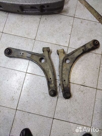 Mitsubishi lancer 10 рычаг передний левый-правый