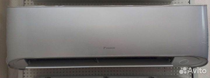 Внутренний блок кондиционера Daikin ftxk25av серый