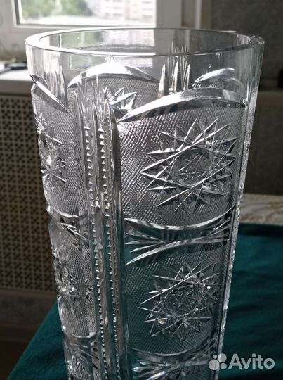 Хрустальная ваза