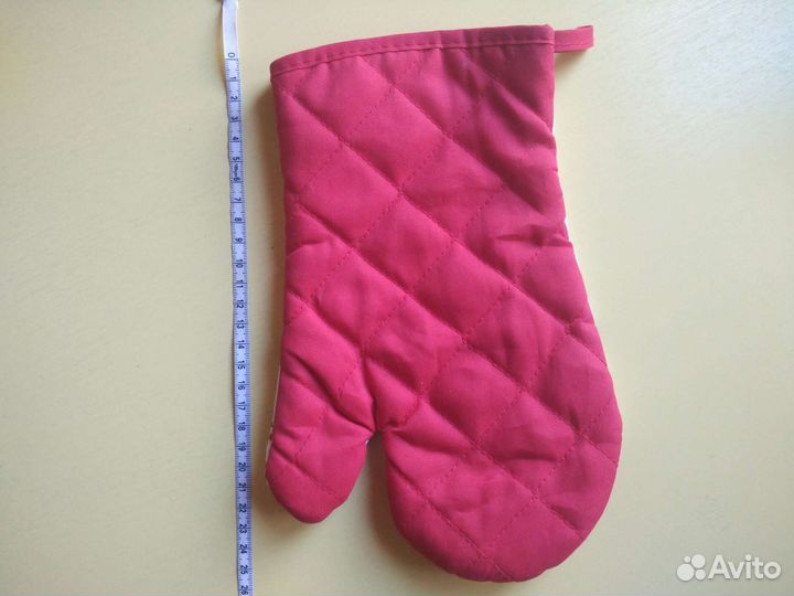 Рукавица-прихватка новогодняя