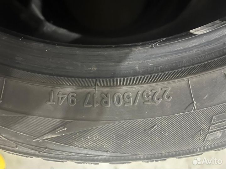 Toyo Observe G3-Ice 2.25/50 R17 94