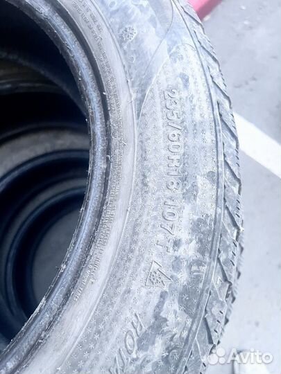 Kumho 722 235/60 R18