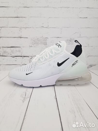 Кроссовки Nike N270