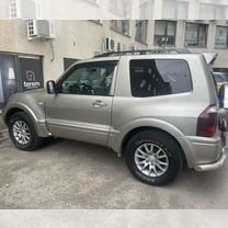 Mitsubishi Pajero 3.5 AT, 2004, 200 500 км, с пробегом, цена 1 350 000 руб.