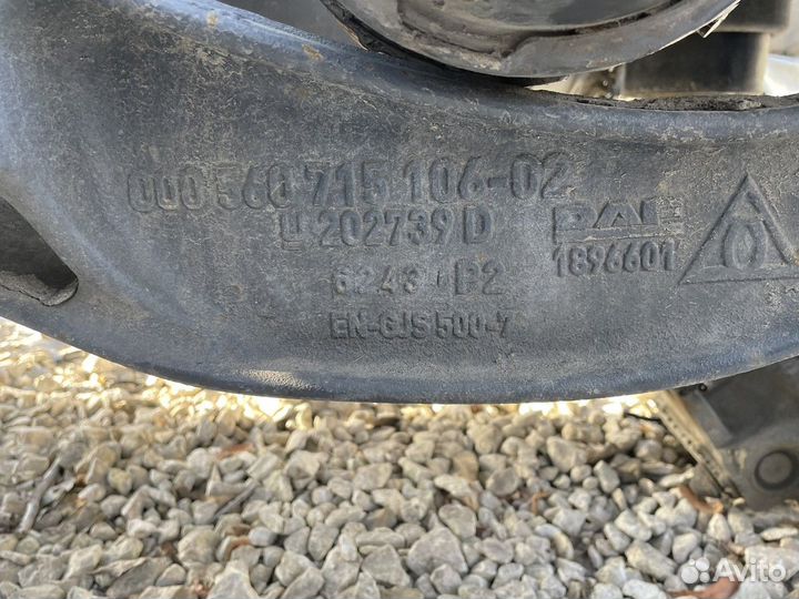 Кронштейн пневморессоры левый Daf XF106