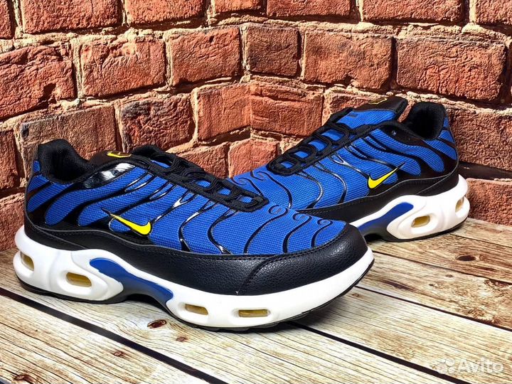 Кроссовки Nike tn plus