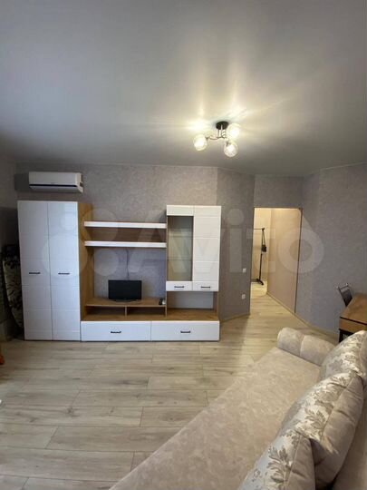 1-к. квартира, 35 м², 10/16 эт.