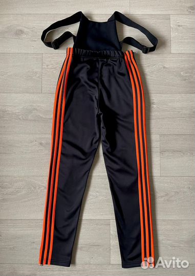 Разминочный костюм