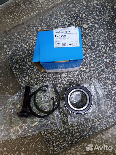 Подшипник ступицы передний Audi 80, Skoda Superb