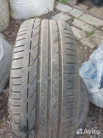 Bridgestone Potenza RE-01R 235/55 R17