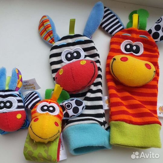 Погремушки на руки и ноги