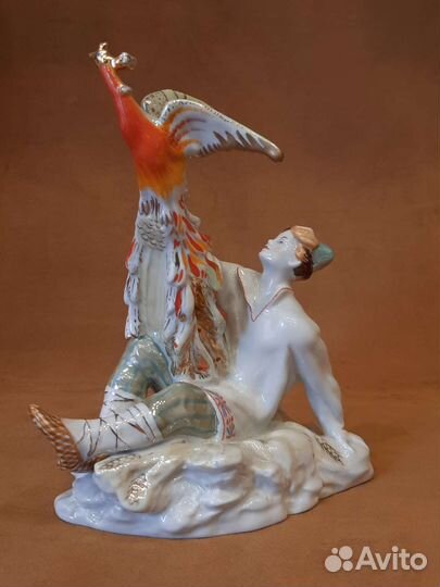 Статуэтка Иванушка и Жар-птица. Лфз