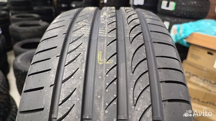 Pirelli Powergy 215/60 R17 96