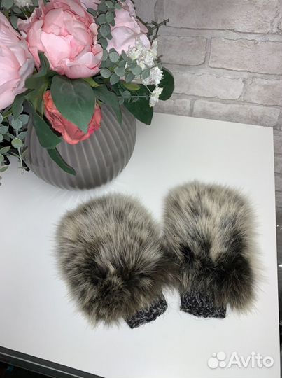 Варежки детские с натуральным мехом