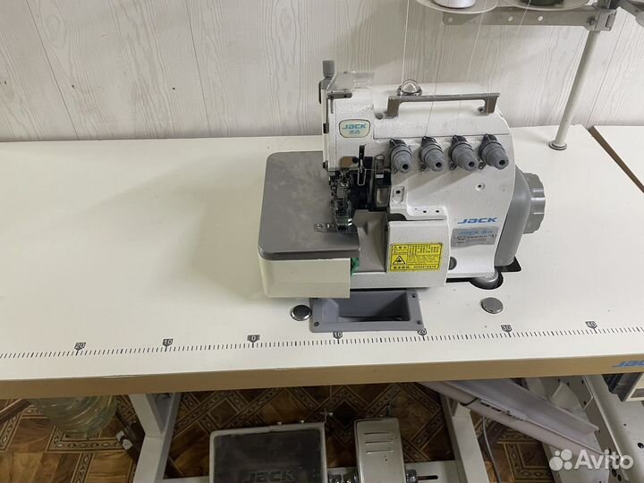 Оверлок 4х ниточный jack