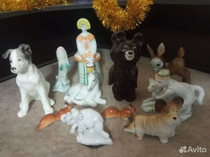 Статуэтка фарфор