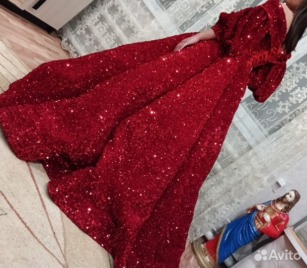 Свадебное платье красное