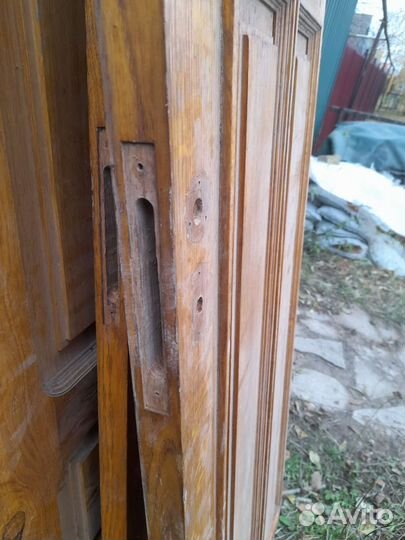 Двери из массива дуба