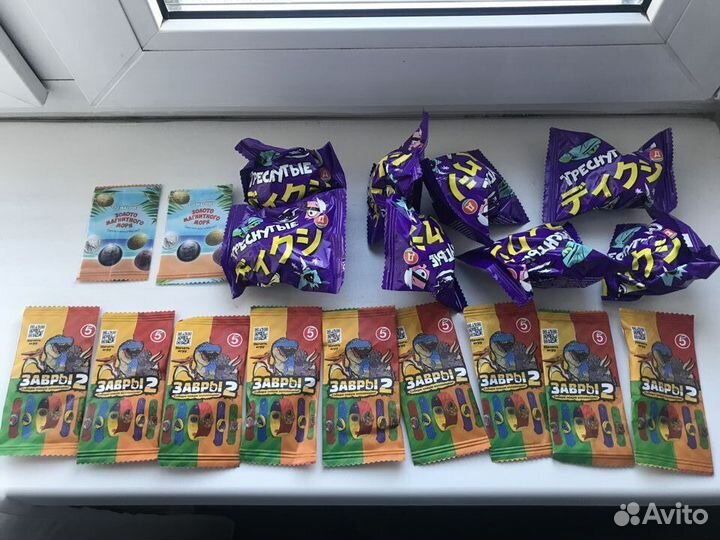 Игрушки из киндера 90-х, много разных