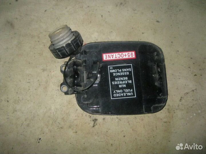 Лючок бензобака Mitsubishi Lancer (CS/Classic) 200