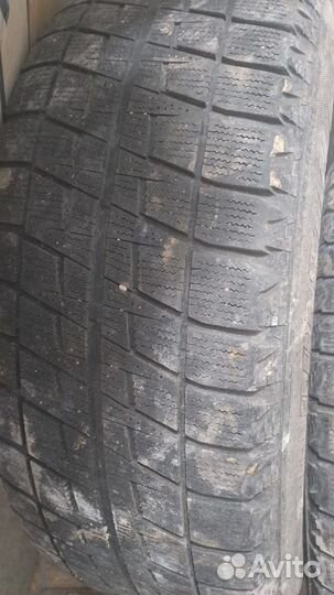 Bridgestone Blizzak Revo2 225/60 R16