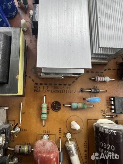 Разбор LG32LH5000