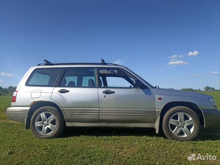 Subaru Forester 2.0 AT, 2002, 212 000 км