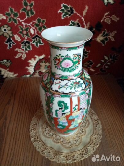 Ваза фарфор