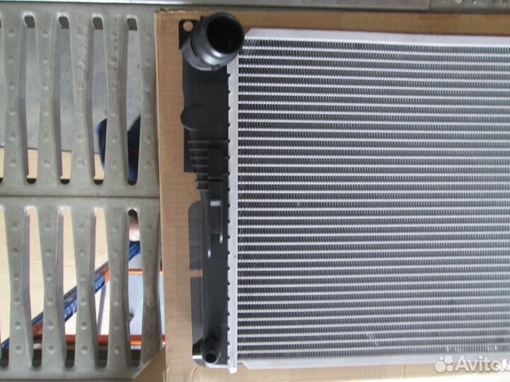 Радиатор охлаждения BMW 3 (2.0T) (F30/F31/F80) 12