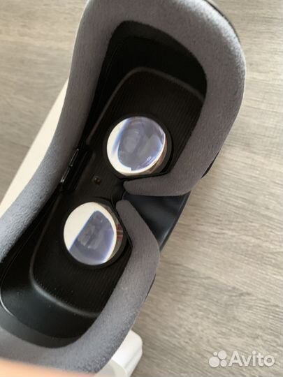 Очки виртуальной реальности samsung Gear VR