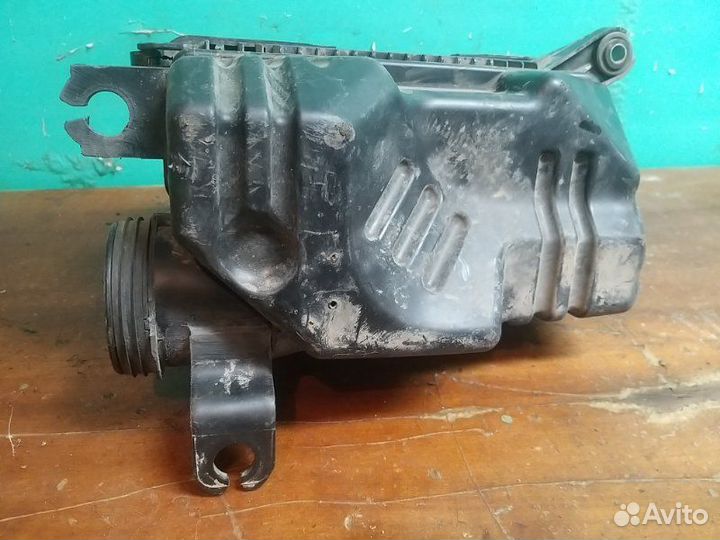 Корпус воздушного фильтра Hyundai Solaris 1 RB 1.6