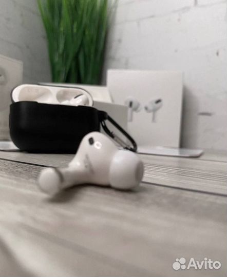AirPods Pro чехол в подарок