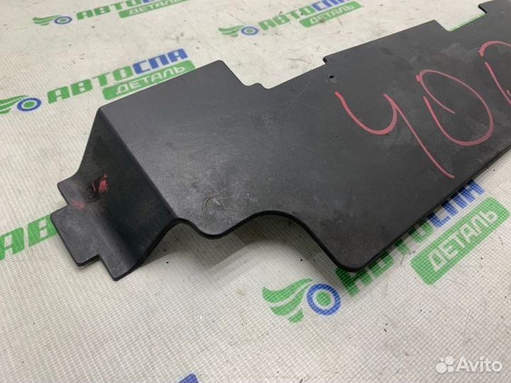 Накладка панели радиаторов передняя левая Chrysler